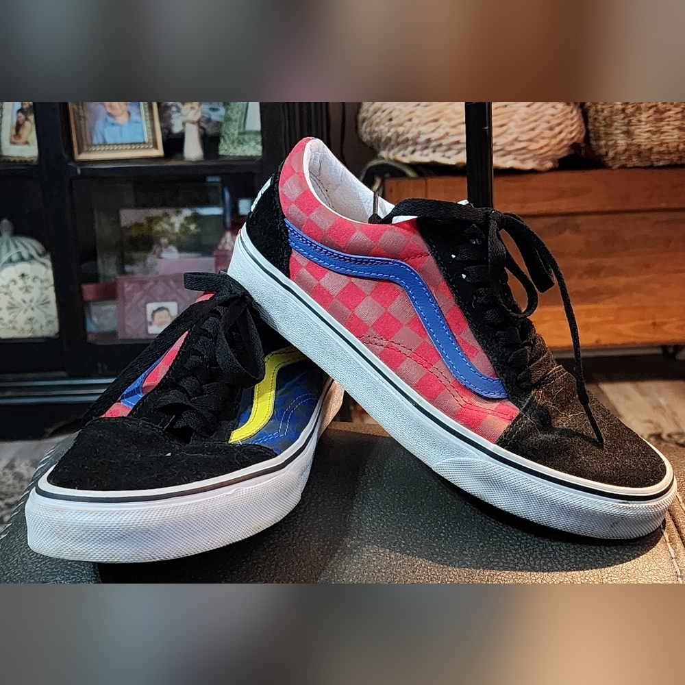 VANS Old Skool Red and Blue Checkered Sneakers - Picture 1 of 8